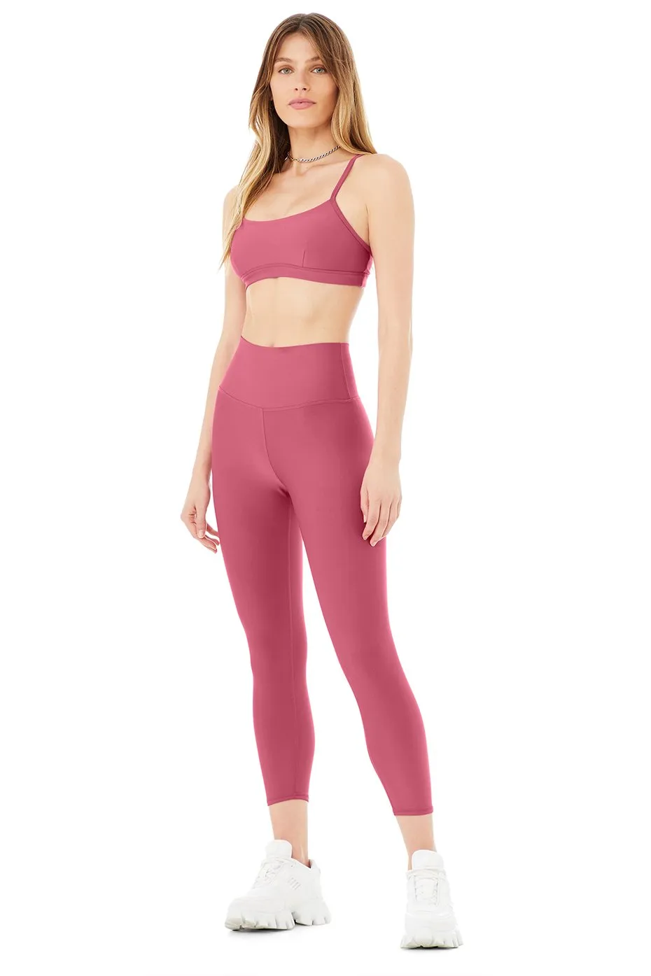 Airlift Intrigue Bra & High-Waist Airlift Capri Set