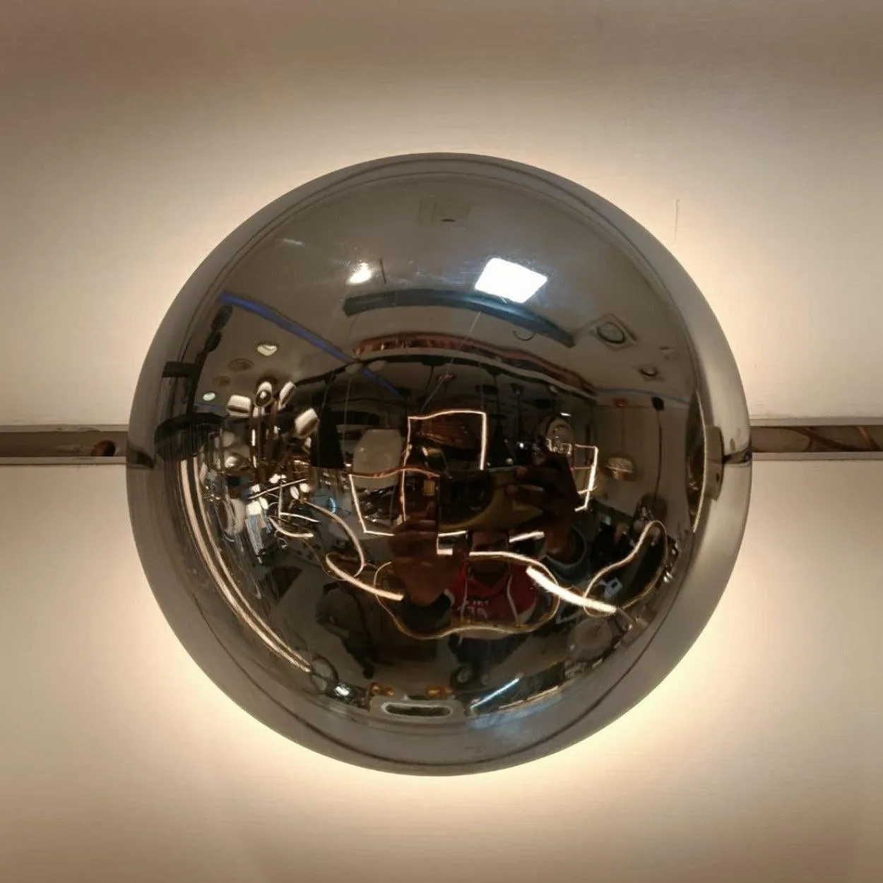 ANKUR DESIRE ROUND LED WALL LIGHT