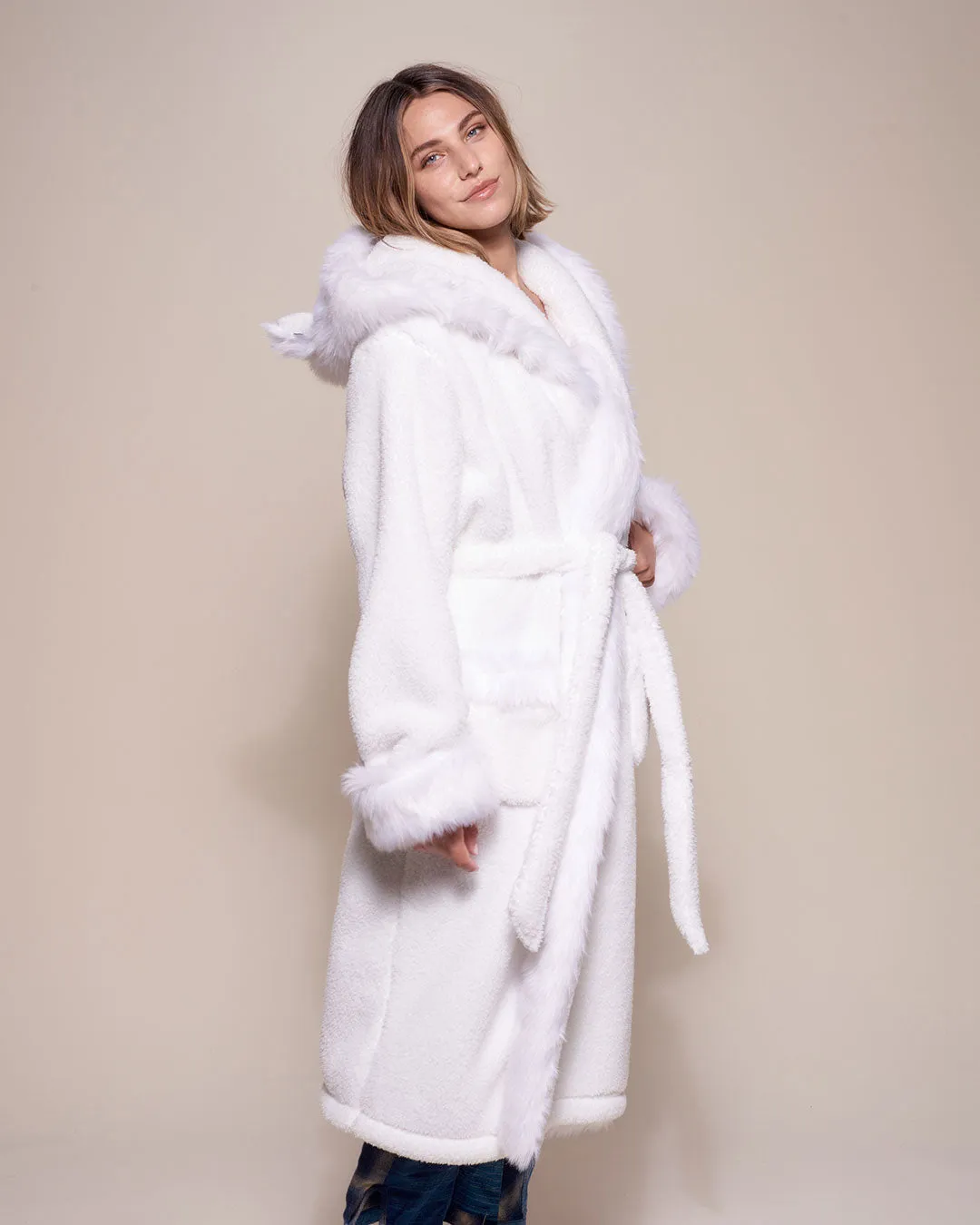 Arctic Wolf Classic Faux Fur Robe | Women's