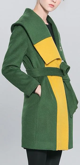 Floral-Embroidered Color-Block Short Wool Coat