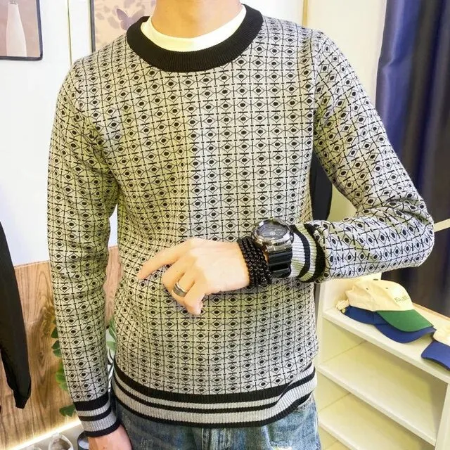 Geometric Contrasting Print O-Neck Sweater