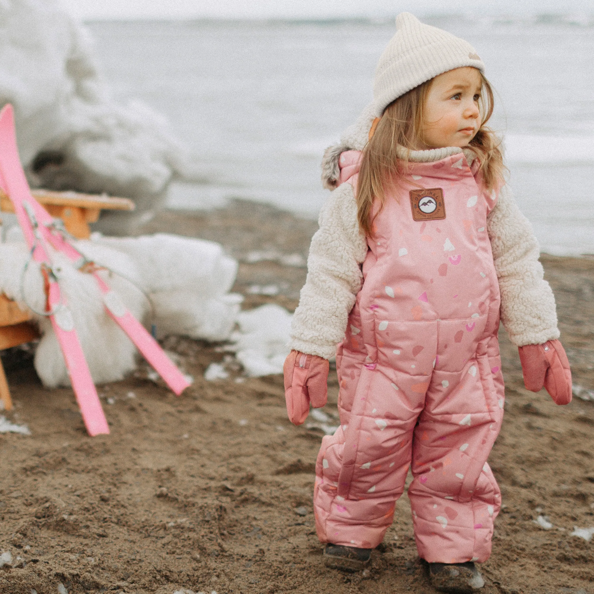 Habit de neige 3 en 1 rose à motifs et fausse fourrure, bébé || 3 in 1 pink snowsuit with print and faux fur, baby