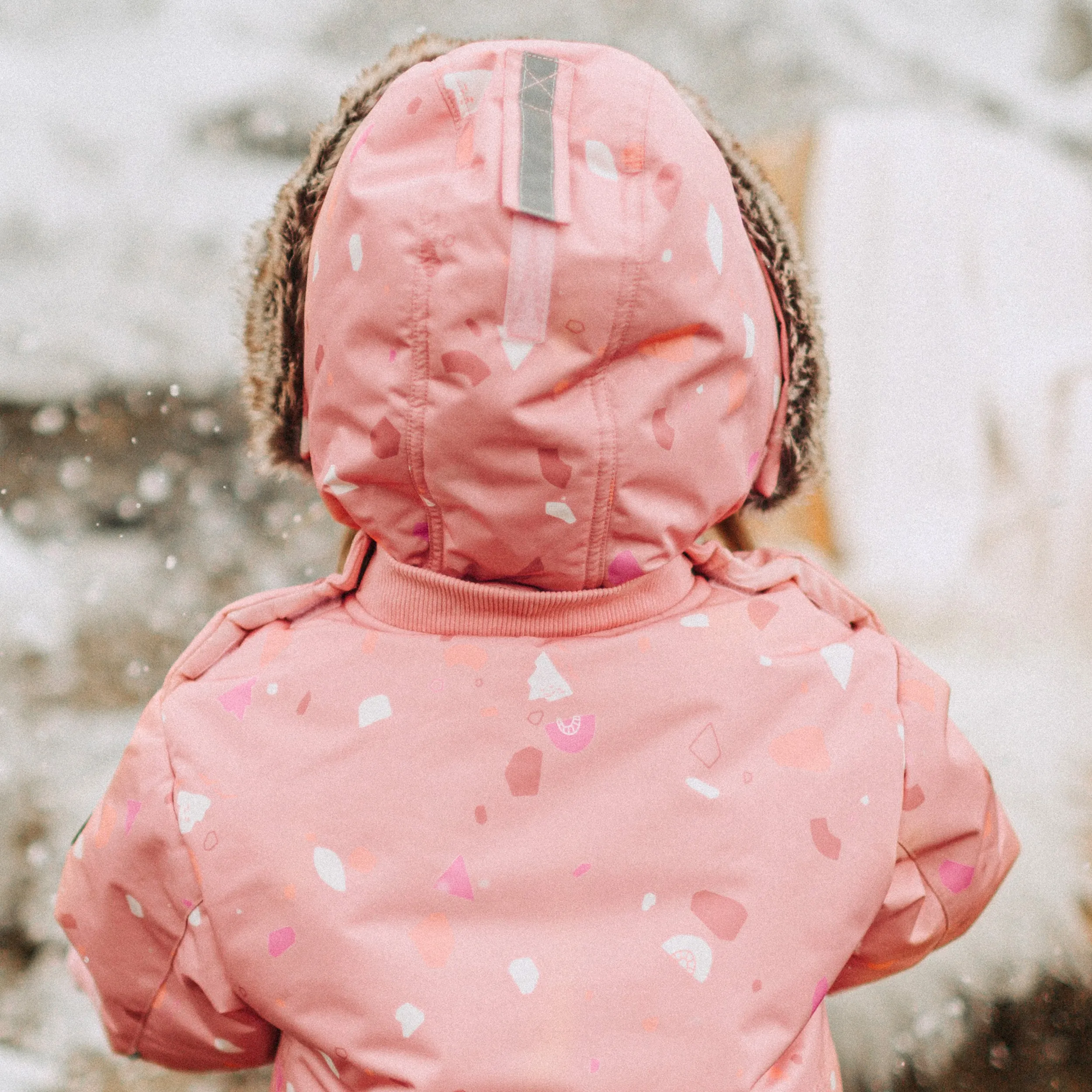 Habit de neige 3 en 1 rose à motifs et fausse fourrure, bébé || 3 in 1 pink snowsuit with print and faux fur, baby