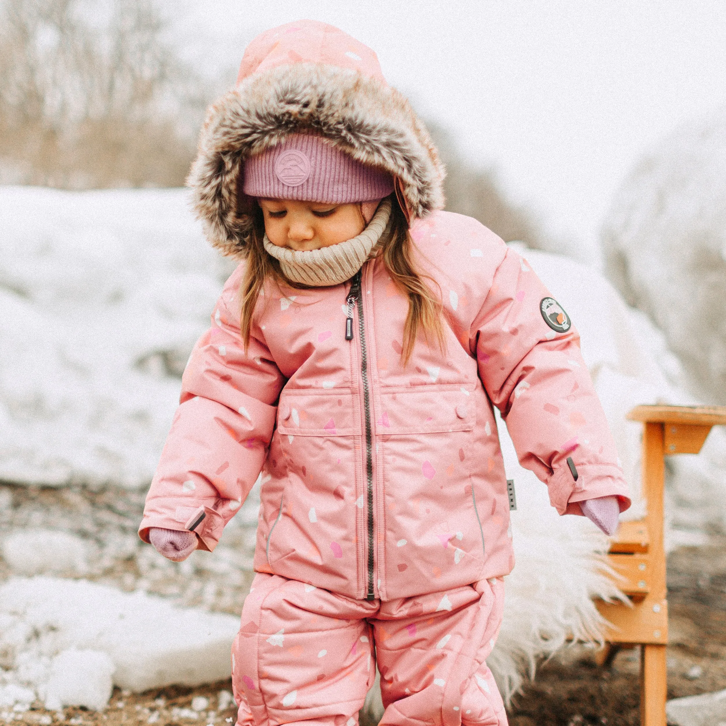 Habit de neige 3 en 1 rose à motifs et fausse fourrure, bébé || 3 in 1 pink snowsuit with print and faux fur, baby